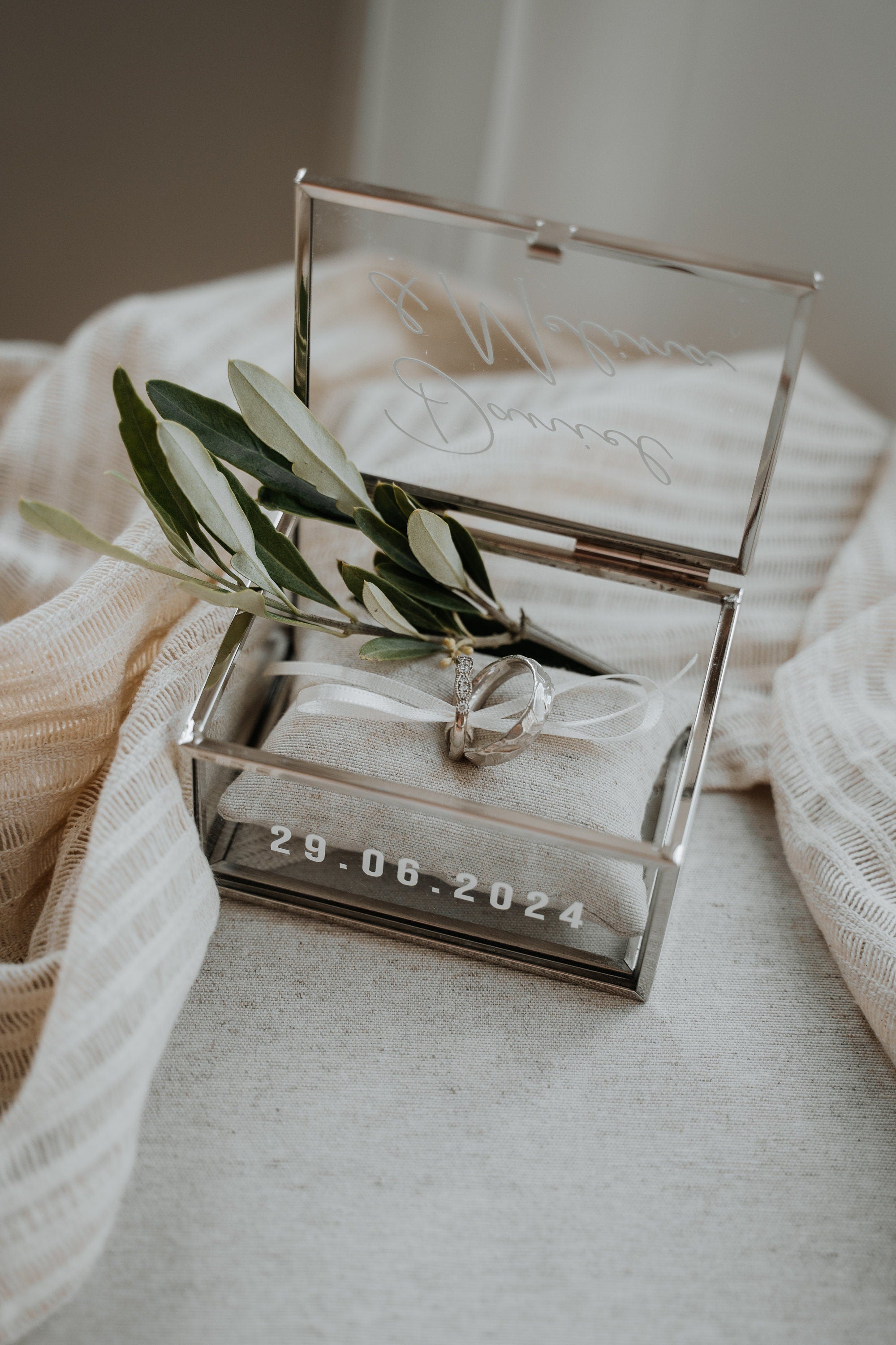 Ringkästchen Silber | Ringbox aus Glas Eckig optional mit Ringkissen Sand| zur Hochzeit personalisiert