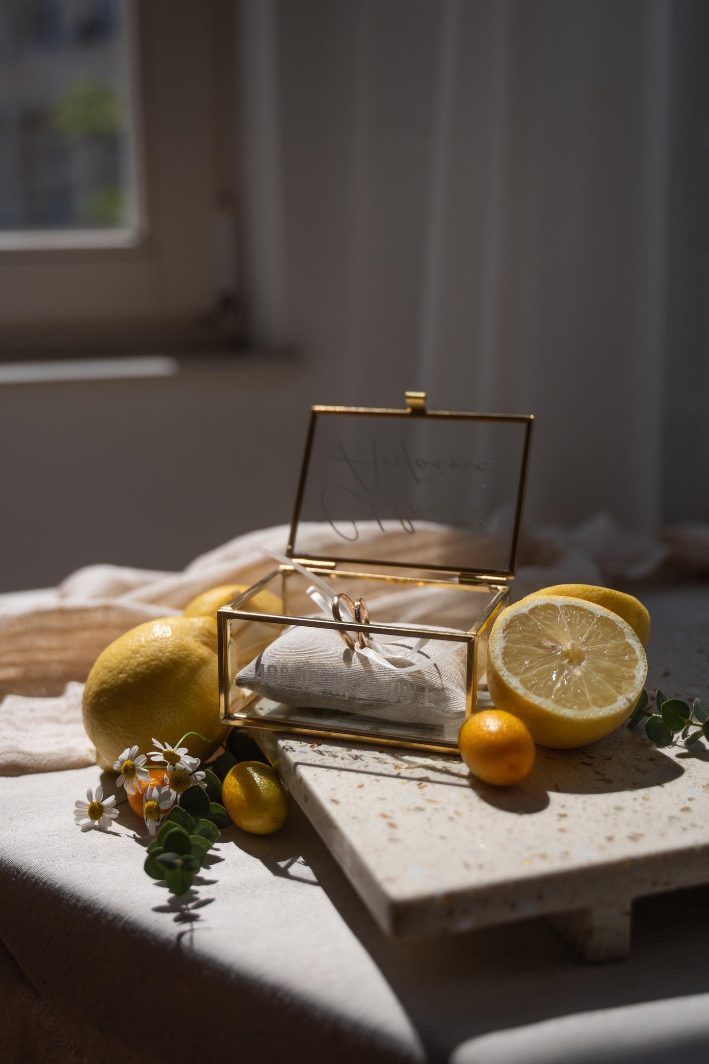 Ringkästchen Gold mit Sand Kissen | Ringbox aus Glas Eckig | zur Hochzeit personalisiert