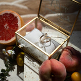 Ringkästchen Gold mit Beigen Kissen | Ringbox aus Glas Eckig | zur Hochzeit personalisiert
