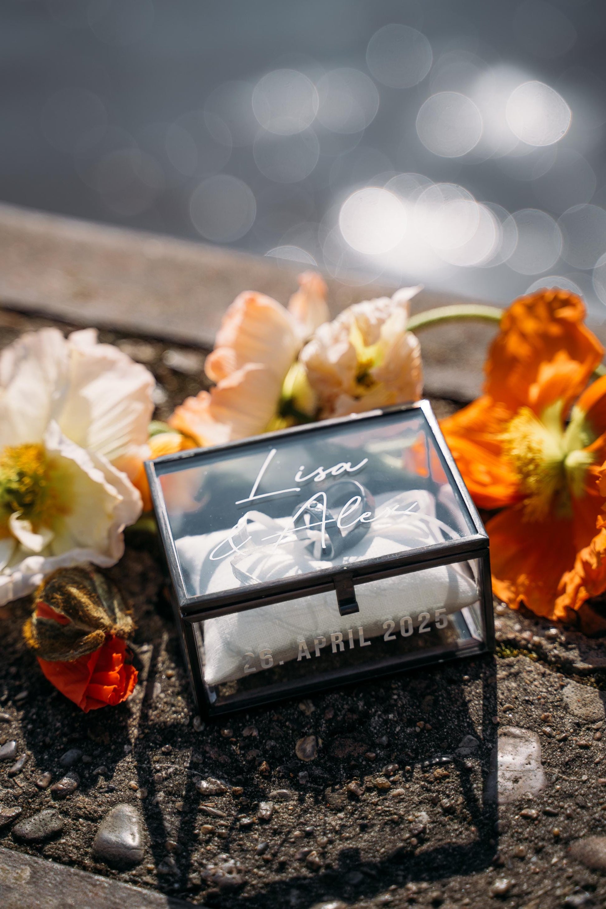 Ring Box Black Used-Look with Beige Pillow | Glass Ring Box Square | personalized for the wedding present