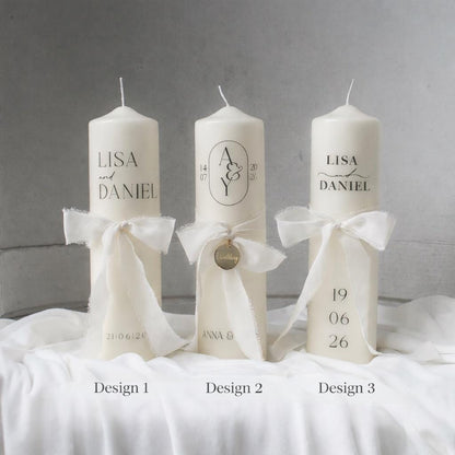 Hochzeitskerze personalisiert – elegante Traukerze mit Initialen & Datum, weiße Hochzeitskerze mit Chiffonschleife