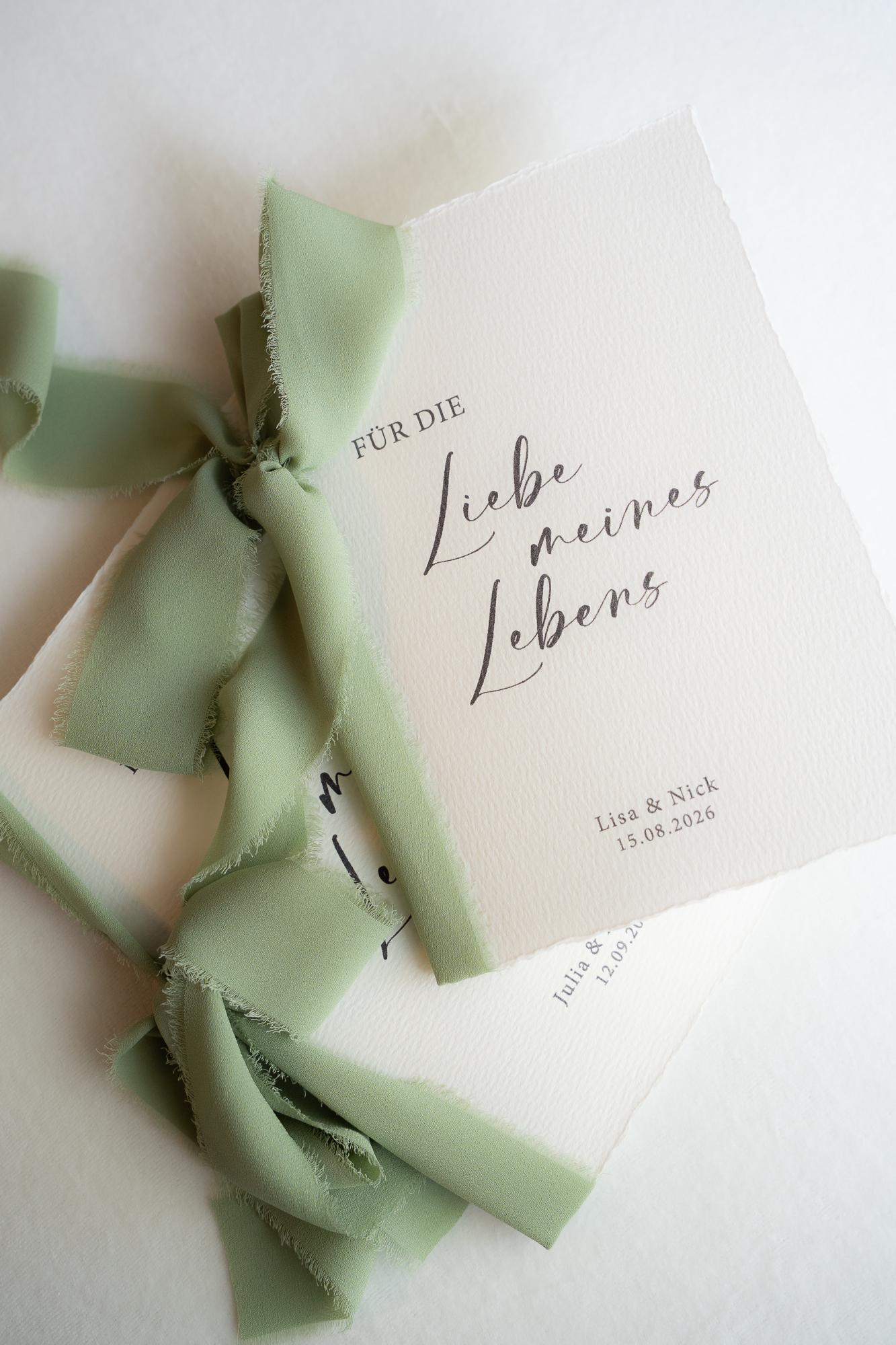 Personalisierte Eheversprechen zur Hochzeit – Gelübde auf Büttenpapier DIN A5 mit Chiffonschleife