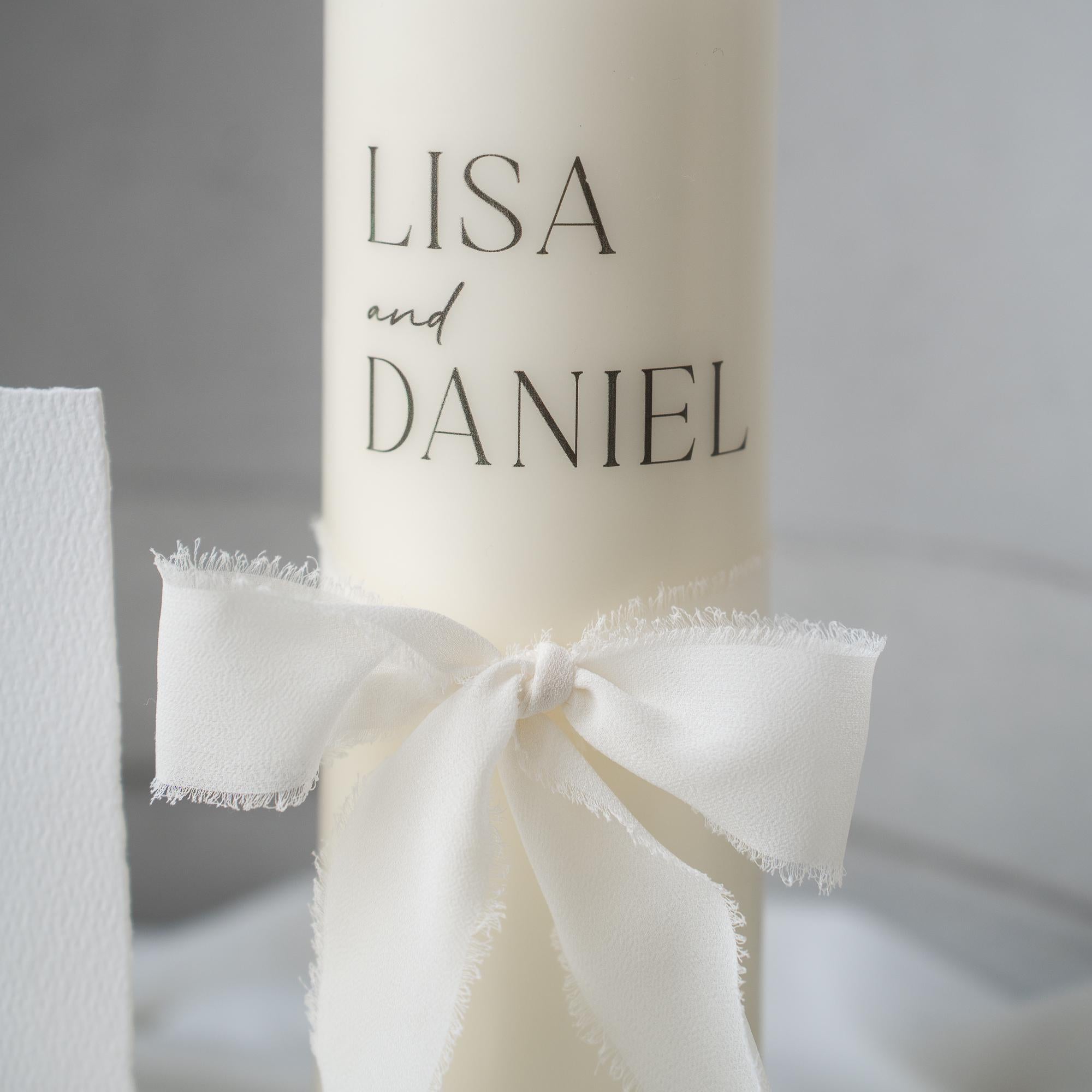 Hochzeitskerze personalisiert mit Namen und Datum | Kerze Hochzeit Geschenk | Trauungskerze für Brautpaar | Hochzeit Deko Kerze graviert